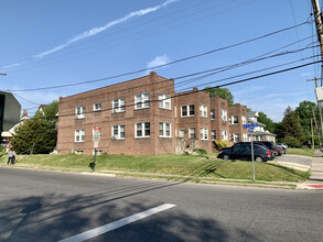 102-108 W Ashland Ave in Glenolden, PA - Building Photo - Building Photo