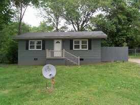 1008 Suffolk Blvd in Raleigh, NC - Building Photo