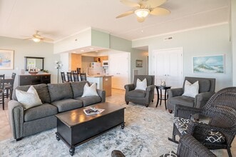 222 Carolina Beach Ave N in Carolina Beach, NC - Building Photo - Building Photo