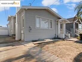 1556 78th Ave in Oakland, CA - Building Photo