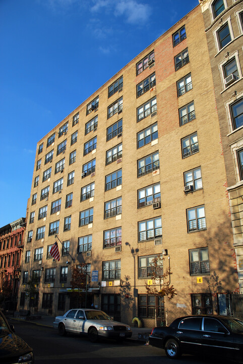 Morris Park Senior Citizens Home in New York, NY - Building Photo