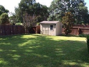 11420 Midbury Ct in Austin, TX - Building Photo - Building Photo