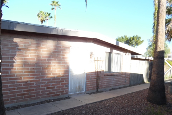 5610 E Glenn St in Tucson, AZ - Building Photo