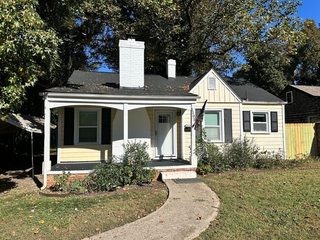 property at 1105 Brookhurst Dr