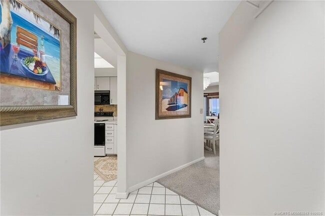 3870 N Hwy A1A, Unit 604 in Fort Pierce, FL - Foto de edificio - Building Photo