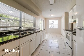 6501 NW 22nd St in Sunrise, FL - Building Photo - Building Photo