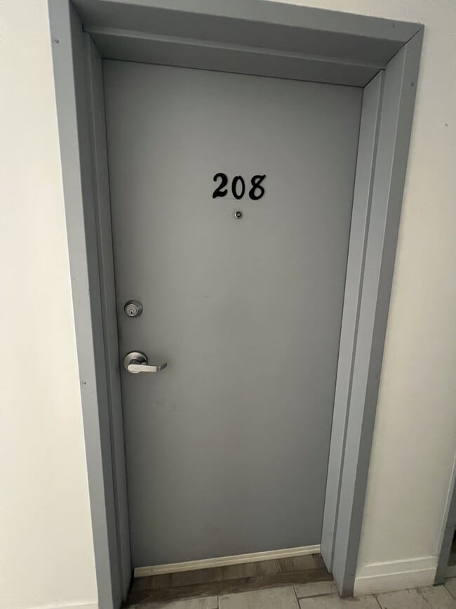 property at 625 Borthwick Ave