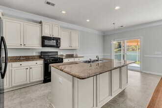 241 Urbano Ln in Goose Creek, SC - Building Photo - Building Photo