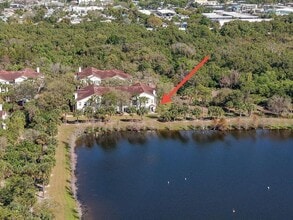 360 SE Rogers Ct in Stuart, FL - Building Photo - Building Photo