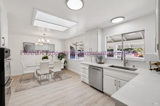 7 Hearthstone Ct in San Rafael, CA - Building Photo - Building Photo