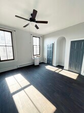 2512 N 5th St, Unit FL 2 in Philadelphia, PA - Building Photo - Building Photo