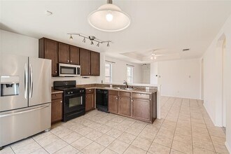 331 Moonwalker Trail in Buda, TX - Building Photo - Building Photo