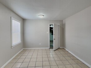 3758 Denton Hwy in Fort Worth, TX - Building Photo - Building Photo