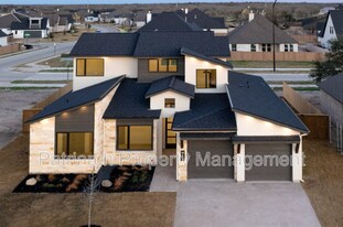 4739 Legendary Dr in College Station, TX - Building Photo