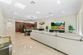 1849 NE 26th Ave in Fort Lauderdale, FL - Building Photo - Building Photo