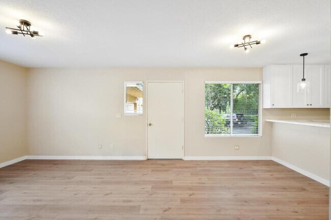 10504 Caminito Sulmona in San Diego, CA - Building Photo - Building Photo