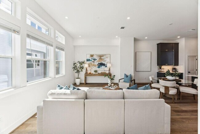 2125 Hoskins Dr in Houston, TX - Building Photo - Building Photo