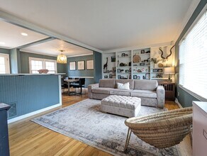 110 Melbourne Ln in Greenville, SC - Building Photo - Building Photo