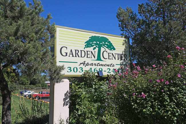 Garden Center Apartments photo'