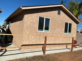 5109 Dubois Dr in San Diego, CA - Building Photo