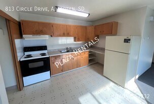 315 S Marshall St in Aberdeen, SD - Building Photo