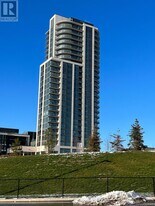 15 Lynch St in Brampton, ON - Building Photo