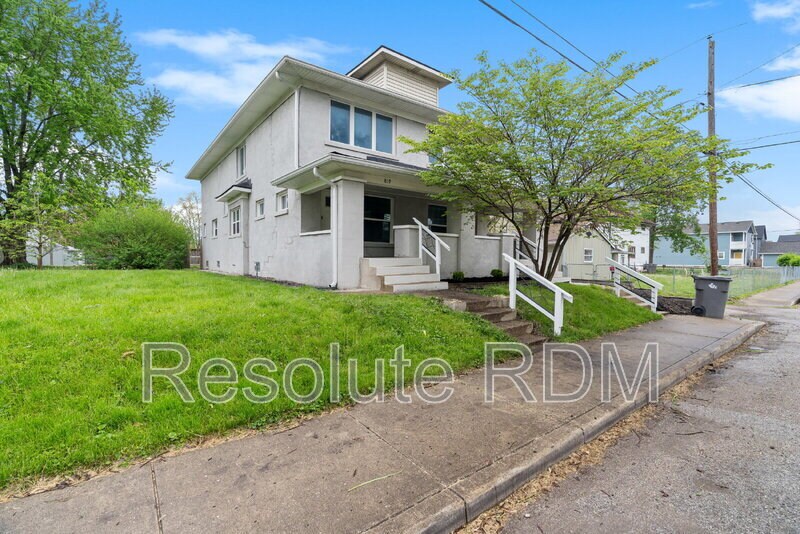 819 Parkway Ave in Indianapolis, IN - Building Photo