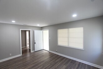 7808 Vienna Ave in Birmingham, AL - Building Photo - Building Photo
