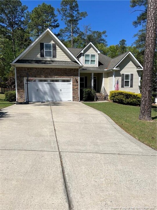 71 Springside Dr in Spring Lake, NC - Building Photo