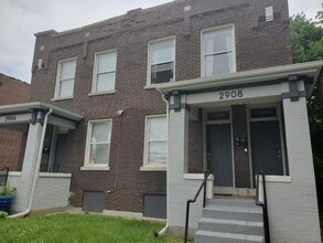 2904-2908 S Compton in St. Louis, MO - Foto de edificio - Interior Photo