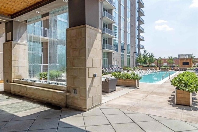 205 12th St NE, Unit 1 in Atlanta, GA - Building Photo - Building Photo