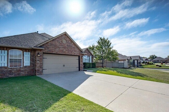 13516 Gramercy Park Pl in Oklahoma City, OK - Building Photo - Building Photo