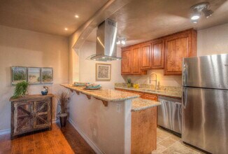 3643 Brockton Ave in Riverside, CA - Foto de edificio - Building Photo