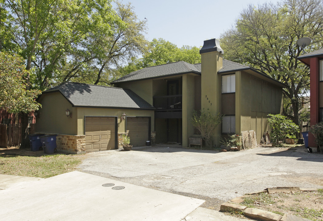 Summer Creek Duplexes in Austin, TX - Foto de edificio