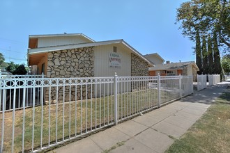 Cabana  Apartments in Merced, CA - Building Photo - Building Photo