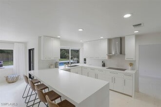 796 Ketch Dr in Naples, FL - Building Photo - Building Photo