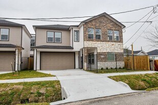 2309 Gagne St in Houston, TX - Building Photo