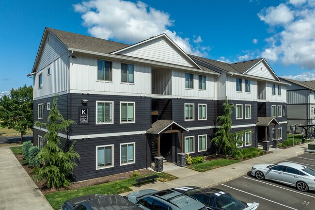 Somerset Ridge Apartments in Albany, OR - Building Photo - Building Photo