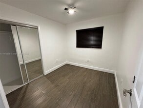 256 NW 82nd Terrace in Miami, FL - Building Photo - Building Photo