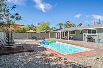 2764 N Warren Ave in Tucson, AZ - Building Photo - Building Photo