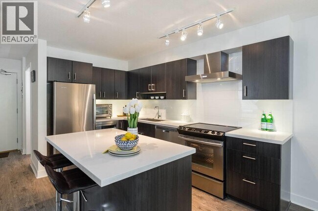 500 Royal Ave in New Westminster, BC - Building Photo - Building Photo