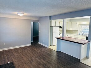 4211 NE 44th St in Vancouver, WA - Building Photo - Building Photo
