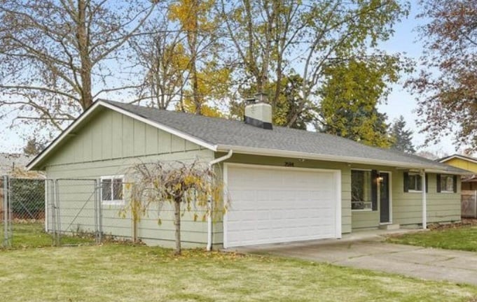2594 Hummingbird St NE, Unit Unit Bedroom A in Salem, OR - Building Photo