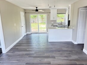 8133 65th Way N in Pinellas Park, FL - Building Photo - Building Photo