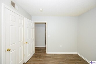 622 Stewart St in Elizabethtown, KY - Building Photo - Building Photo