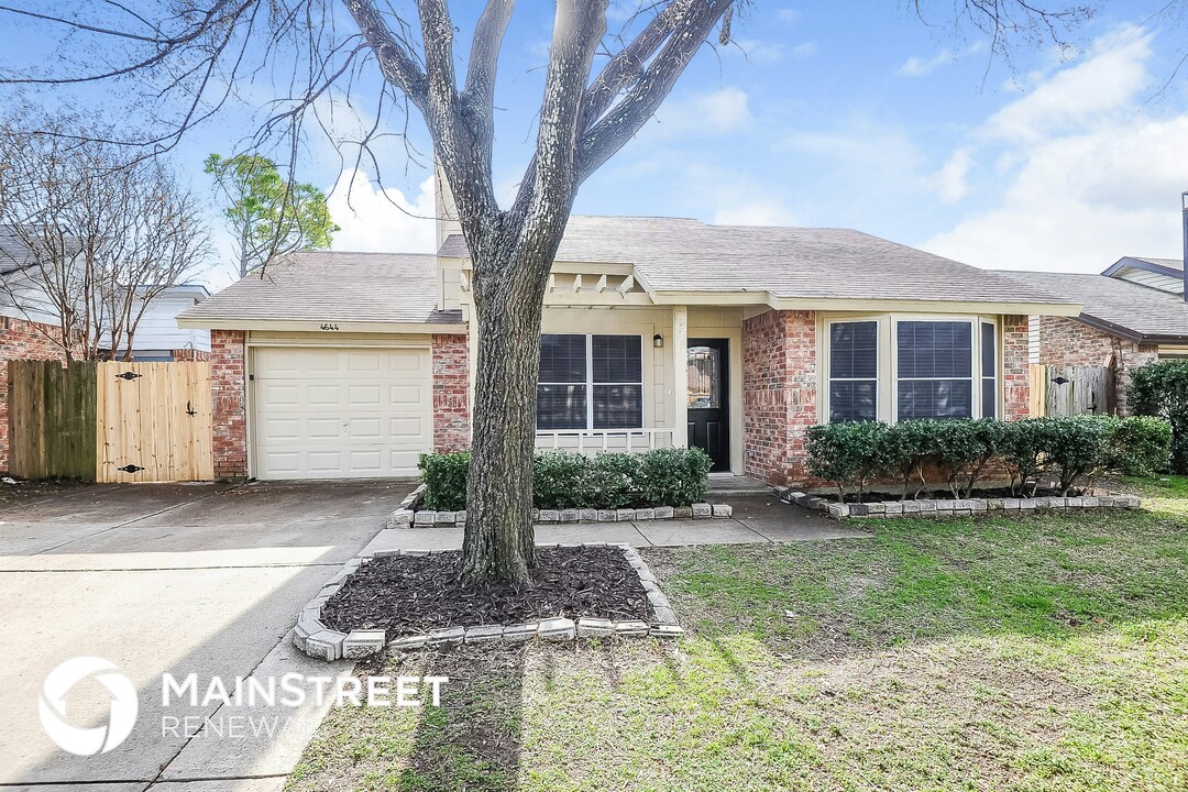 4644 Baytree Dr in Fort Worth, TX - Building Photo