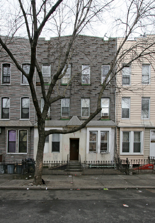 371 Menahan St in Brooklyn, NY - Building Photo