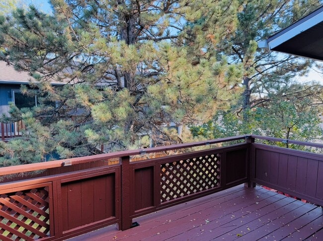 property at 1541 Wyoming Ave