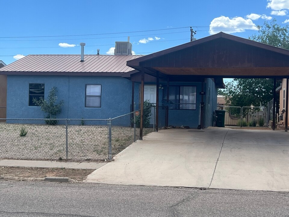 1317 Del Norte Blvd Rentals in Grants, NM