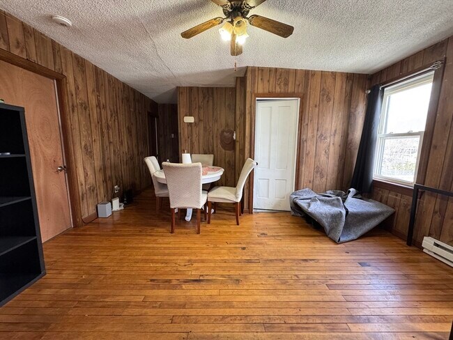 631 Walnut St in Fall River, MA - Building Photo - Building Photo